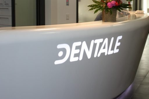 HIMACS Tresen für Dentalzentrum2